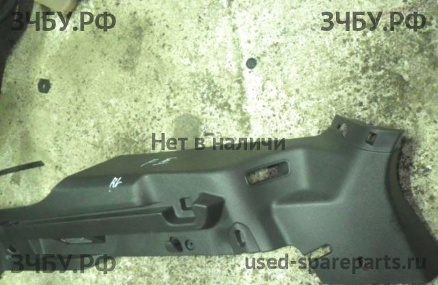 Ford Focus 3 Обшивка багажника