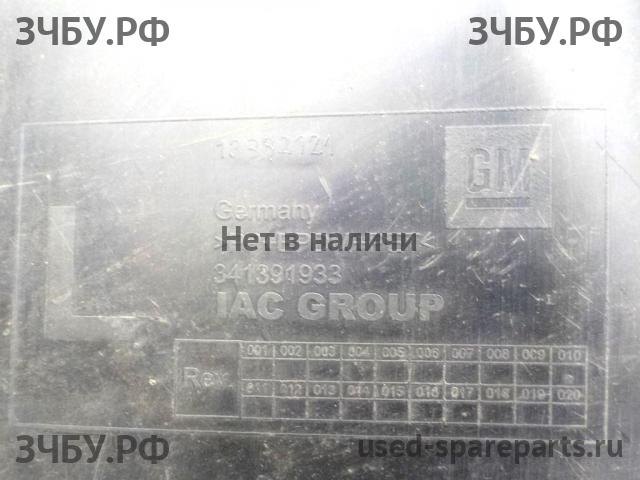 Opel Astra J Локер передний левый