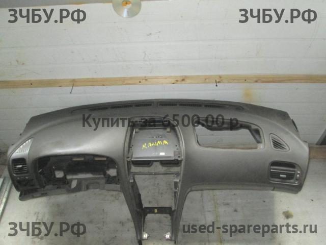 Nissan Maxima 3 (CA33) Торпедо