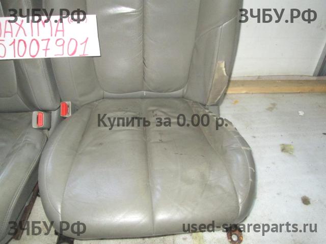 Nissan Maxima 3 (CA33) Сиденья (комплект)