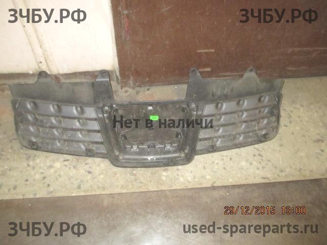 Nissan Qashqai (J10) Решетка радиатора