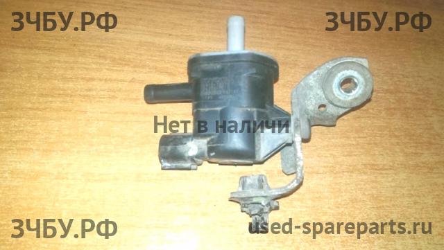Toyota Corolla (E14 - E15) Клапан электромагнитный