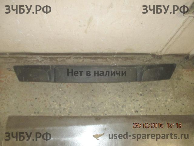 Opel Corsa D Накладка переднего бампера