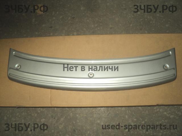 Suzuki SX4 (1) Накладка переднего бампера