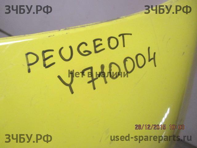 Peugeot 107 Бампер передний