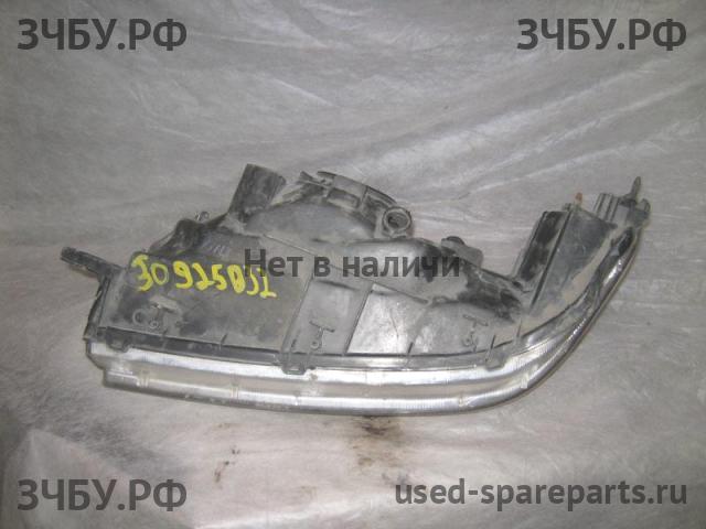 Mitsubishi Pajero/Montero Sport 1 (K9) Фара правая