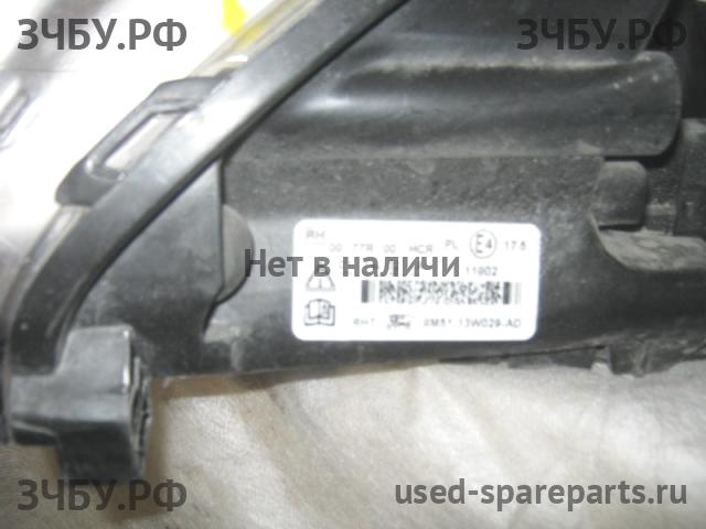Ford Focus 2 (рестайлинг) Фара правая