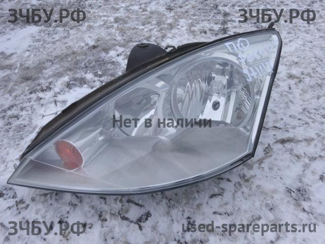 Ford Focus 1 Фара левая