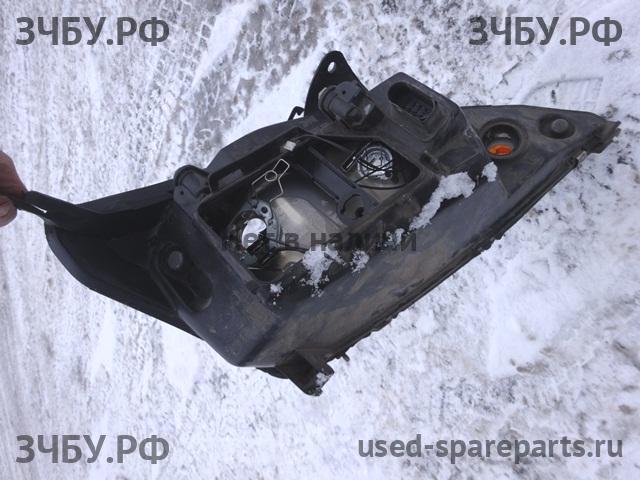 Ford Focus 1 Фара левая