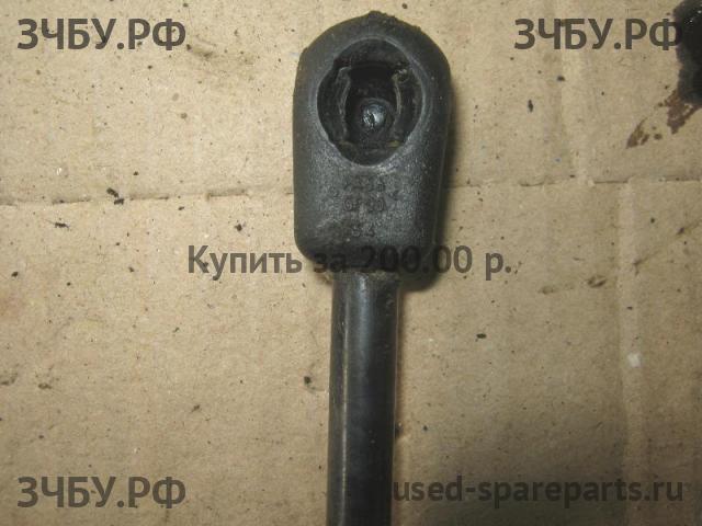 Fiat Punto [176] Амортизатор крышки багажника