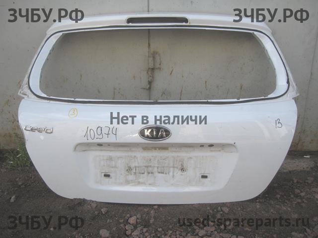 KIA Ceed 1 Дверь багажника