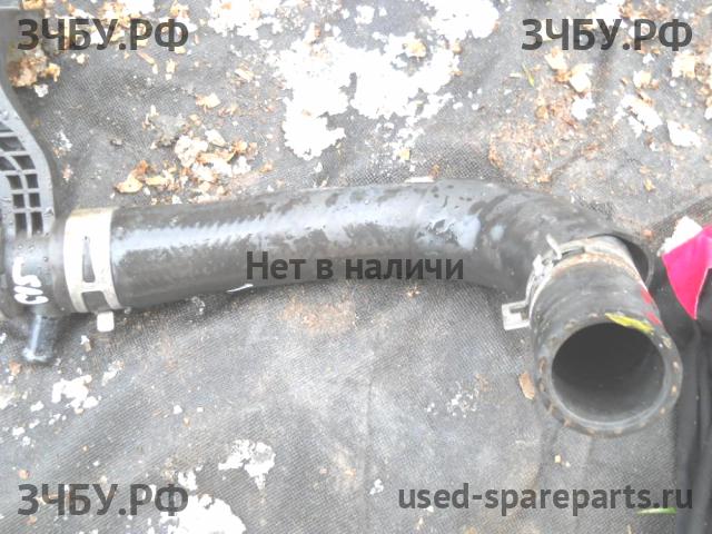 Toyota Corolla (E14 - E15) Патрубок системы охлаждения ДВС