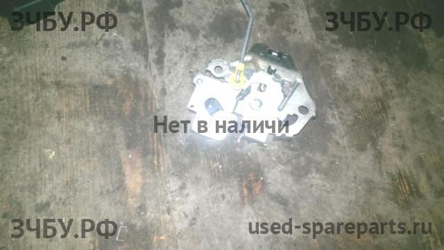Toyota Corolla (E14 - E15) Замок багажника