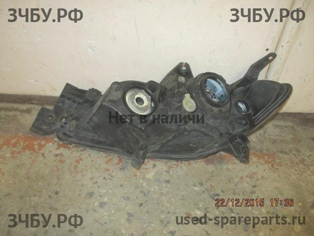 Mazda 3 [BK] Фара правая