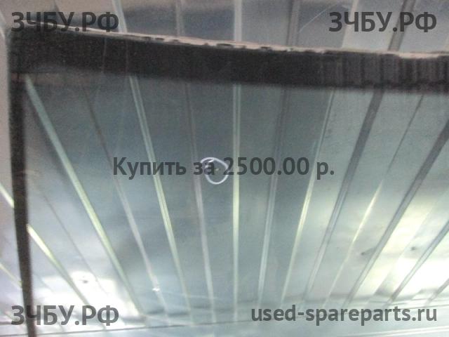 Audi A8 (1) [D2] Стекло лобовое (ветровое)