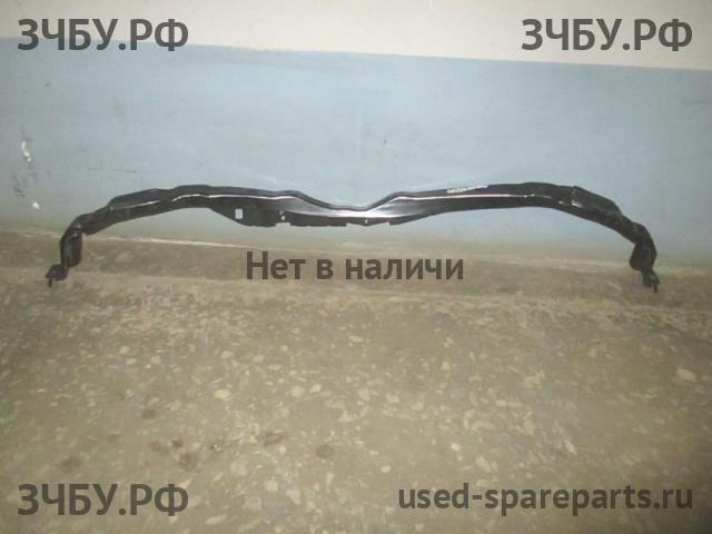 Toyota RAV 4 (4) Усилитель бампера передний