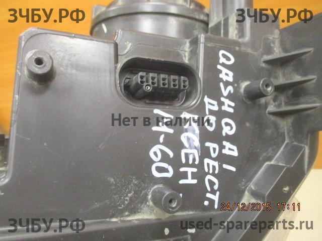 Nissan Qashqai (J10) Фара правая