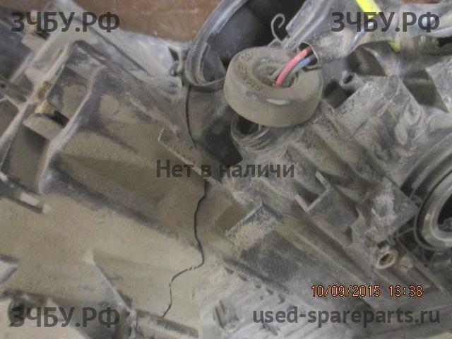 Peugeot 4007 Фара левая