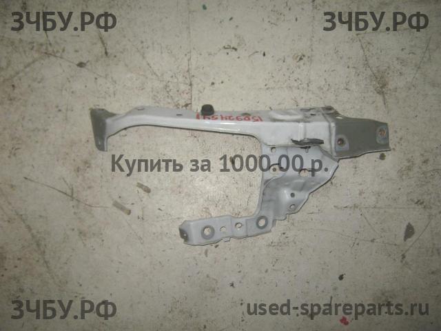 Opel Astra H Панель передняя (телевизор)