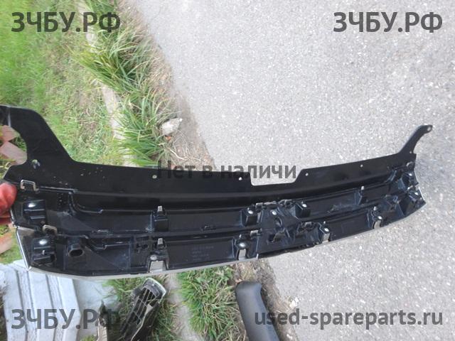 Mitsubishi Outlander 3 Решетка радиатора