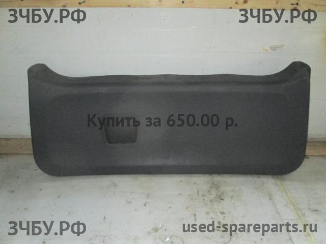 Mitsubishi Colt 6 (Z30) Обшивка двери багажника