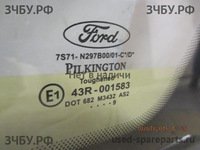 Ford Mondeo 4 Стекло кузовное глухое правое