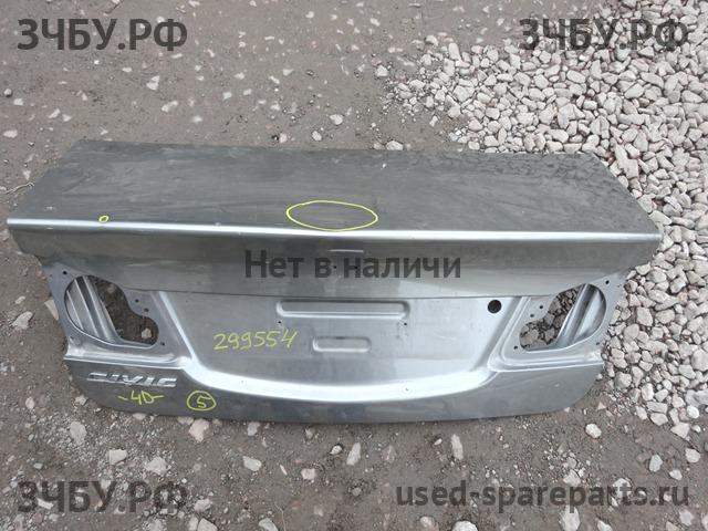 Honda Civic 8 (4D) Крышка багажника