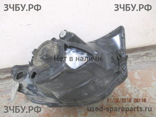 Mitsubishi L200 (4)[KB] Фара левая
