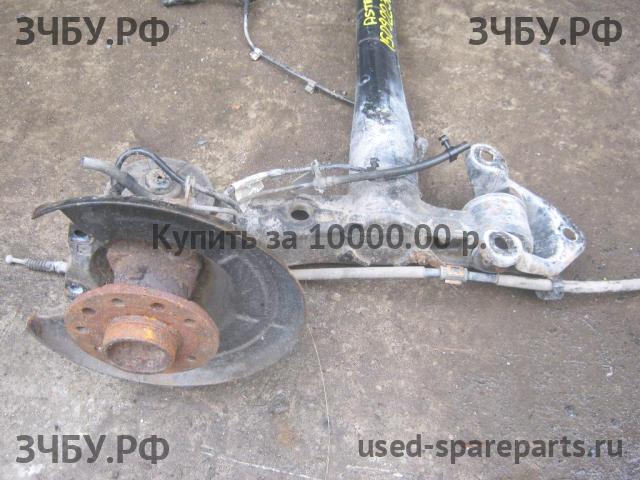 Opel Astra H Балка задняя поперечная