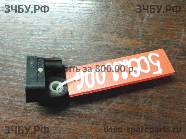 Mazda BT-50 (1) Датчик удара AIR BAG (SRS)