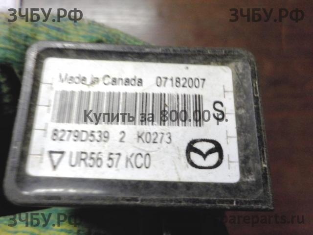 Mazda BT-50 (1) Датчик удара AIR BAG (SRS)