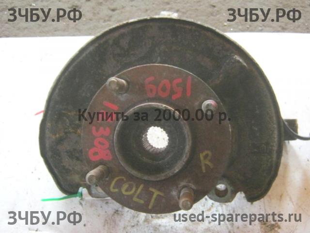 Mitsubishi Colt 6 (Z30) Кулак поворотный передний правый (со ступицей)