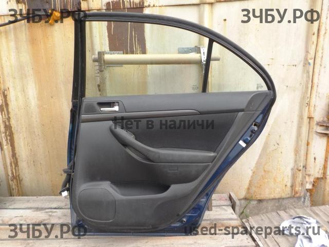 Toyota Avensis 2 Дверь задняя правая