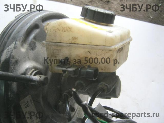 Opel Astra H Цилиндр тормозной главный