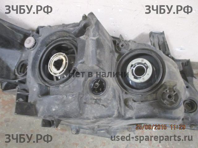 Toyota Camry 7 (V50) Фара левая