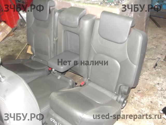 Nissan Pathfinder 2 (R51) Сиденья (комплект)