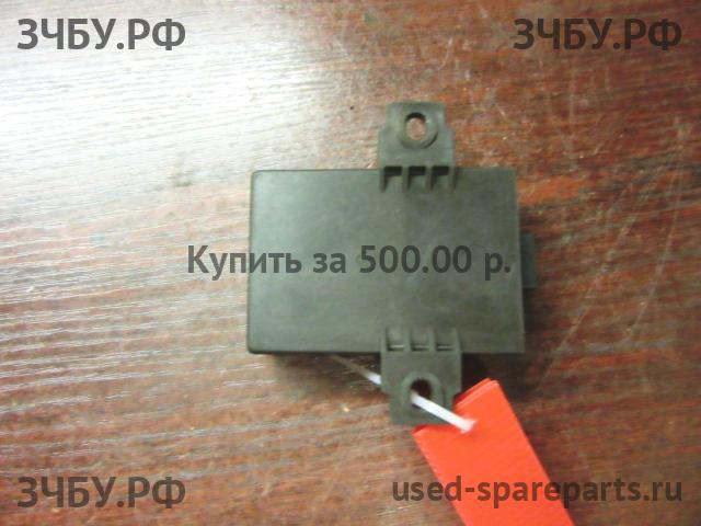 Mitsubishi Carisma (DA) Блок электронный