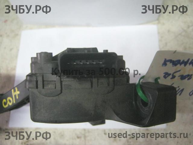 Mitsubishi Colt 6 (Z30) Педаль газа
