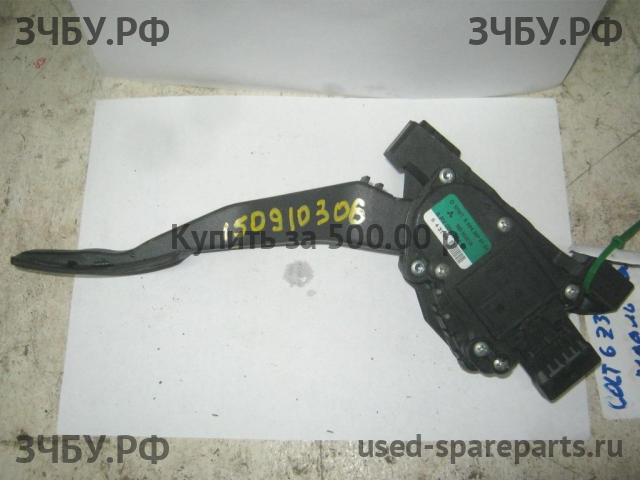 Mitsubishi Colt 6 (Z30) Педаль газа
