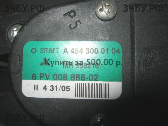 Mitsubishi Colt 6 (Z30) Педаль газа