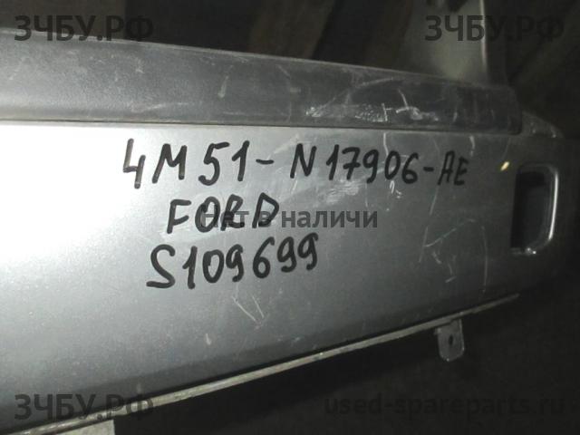 Ford Focus 2 Бампер задний