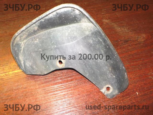 Mitsubishi Carisma (DA) 2000-> Брызговик задний правый