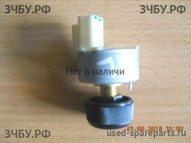Toyota Hi Lux (3) Pick Up Датчик уровня освещенности