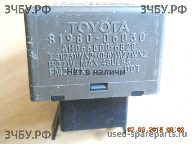 Toyota Hi Lux (3) Pick Up Реле