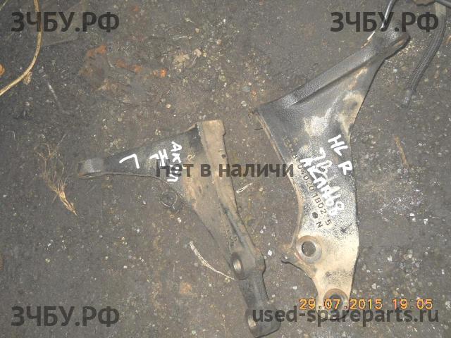 Toyota Hi Lux (3) Pick Up Опора АКПП