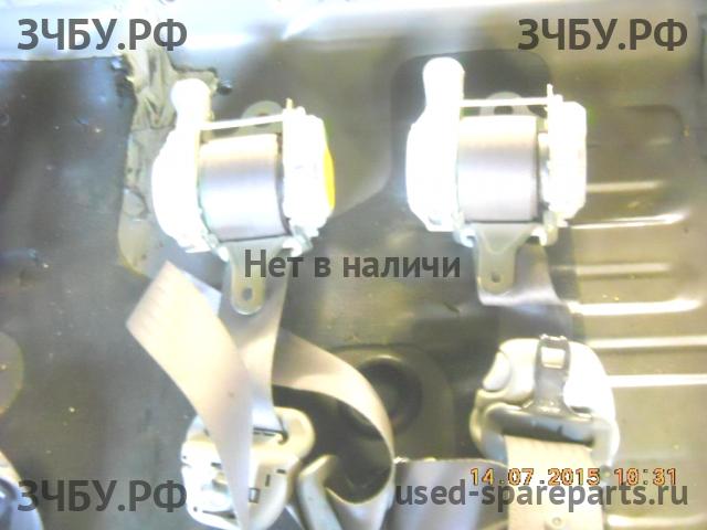 Toyota Hi Lux (3) Pick Up Ремень безопасности