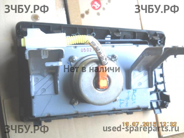 Toyota Hi Lux (3) Pick Up Подушка безопасности пассажирская (в торпедо)