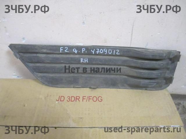Ford Focus 2 Рамка противотуманной фары правой