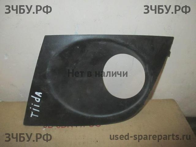 Nissan Tiida 1 Рамка противотуманной фары левой