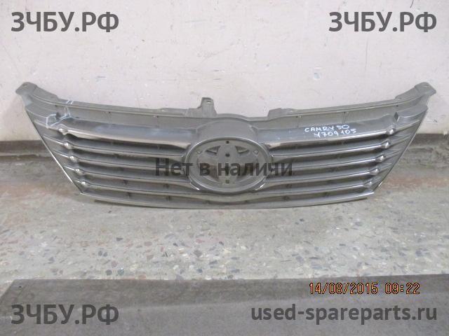 Toyota Camry 7 (V50) Решетка радиатора